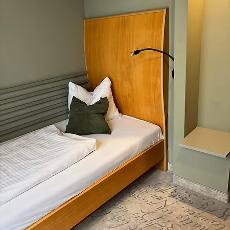 Hotel Erbenhof