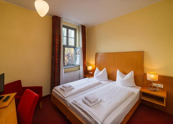 Hotel Erbenhof 3*